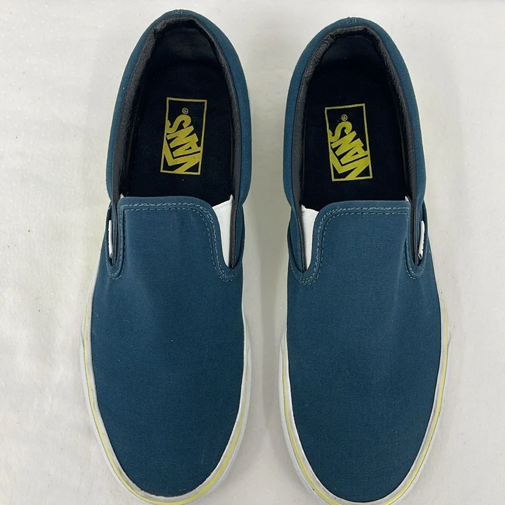 WOMENS SIZE 9 or MENS SIZE 7.5 Vans Blue Slip-On Sneakers OFF THE WALL